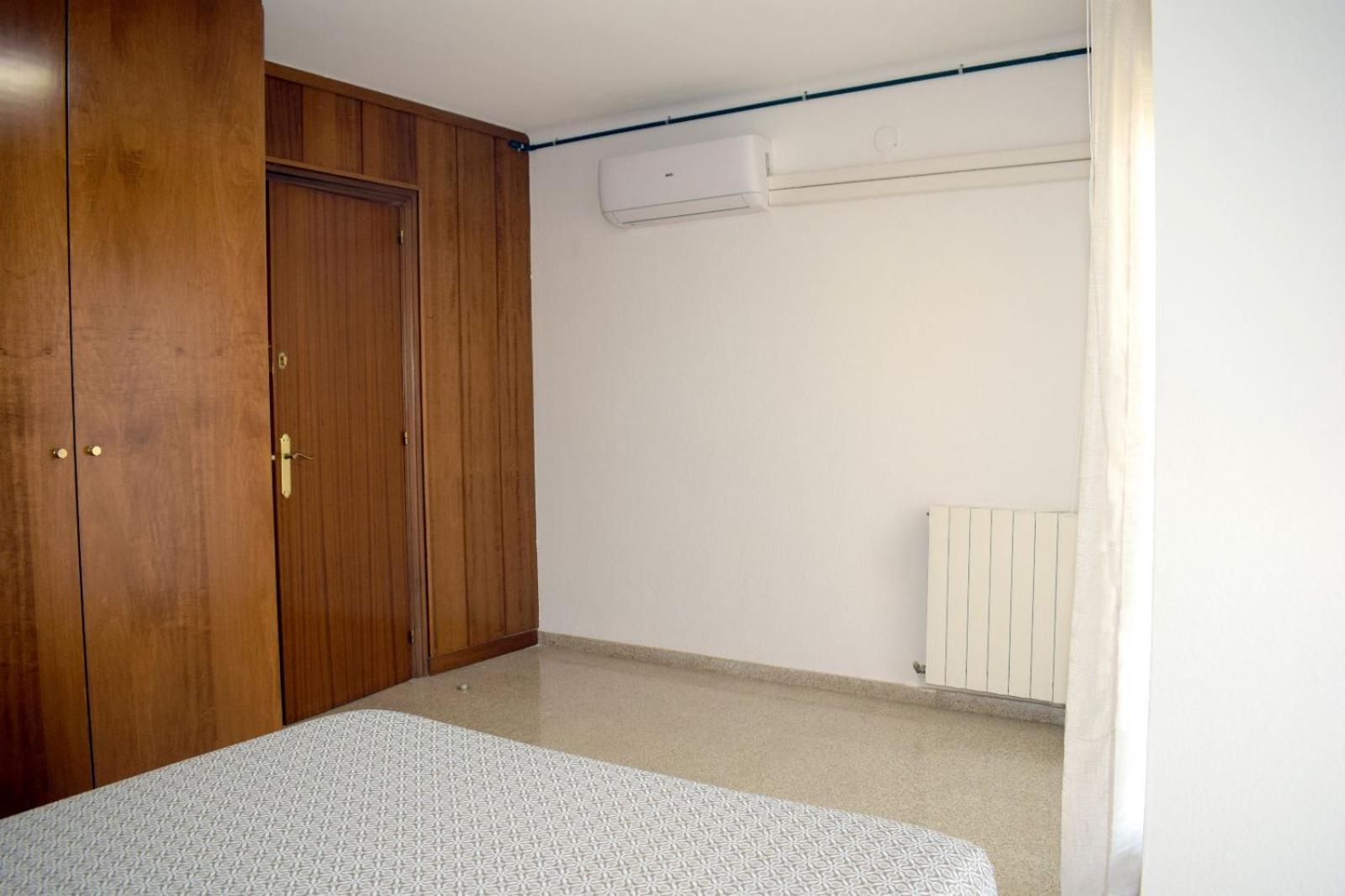 Apartamentos Atlas Terrassa IV Bagian luar foto